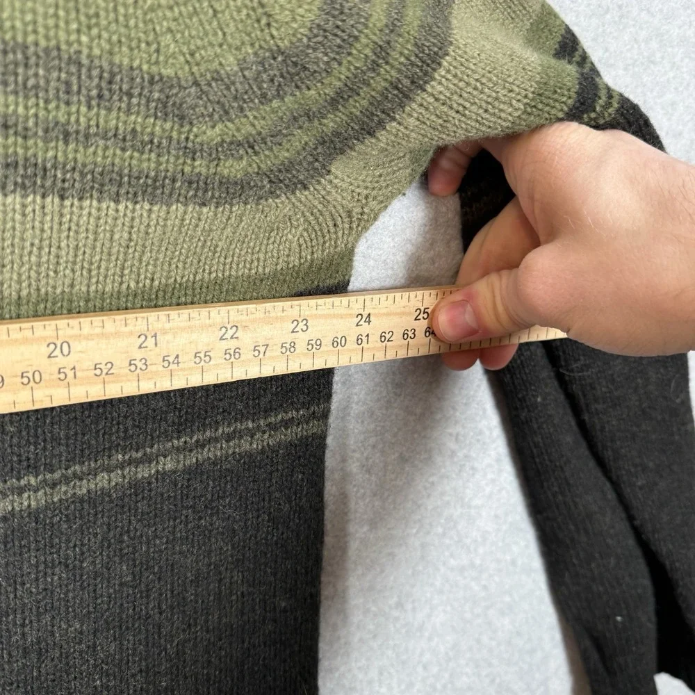Banana Republic Sweater Mens XL Green Black V Neck‎ Lambswool Vintage Pullover